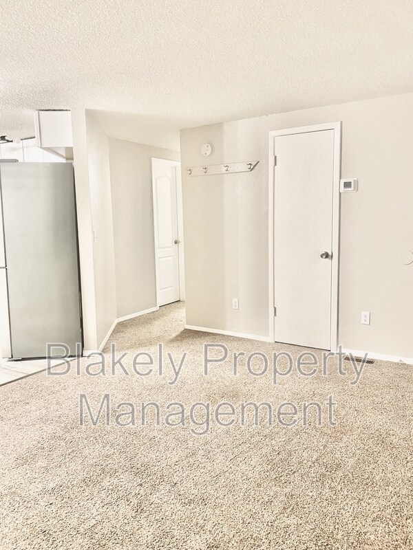 Building Photo - Quinella Ct, 5155