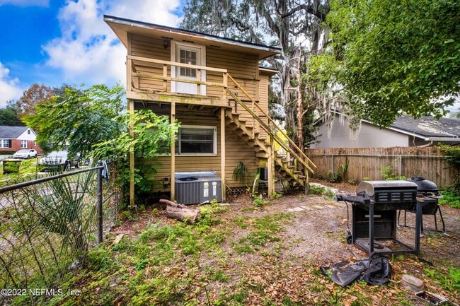 Building Photo - 1511 Belmonte Ave