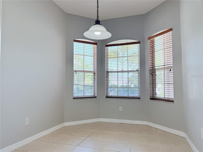 Building Photo - 5004 Alavista Dr