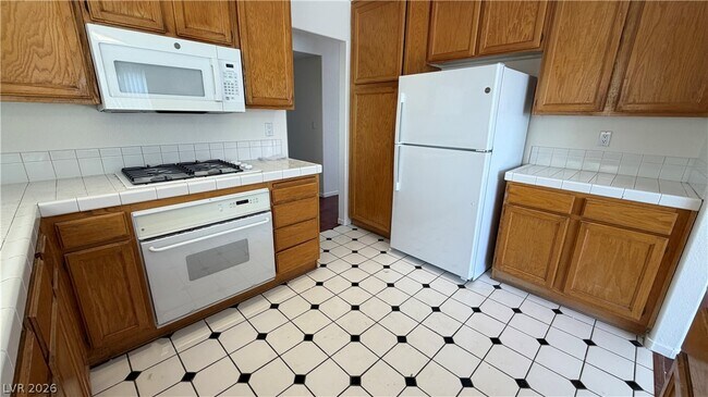 Building Photo - 4482 New Dupell Way