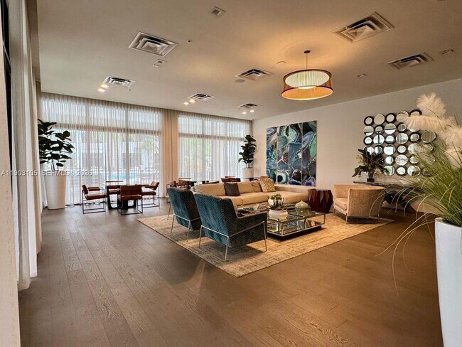 Building Photo - 8364 NW 43rd St