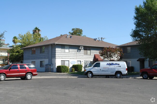 Building Photo - Fairview Court Apartments