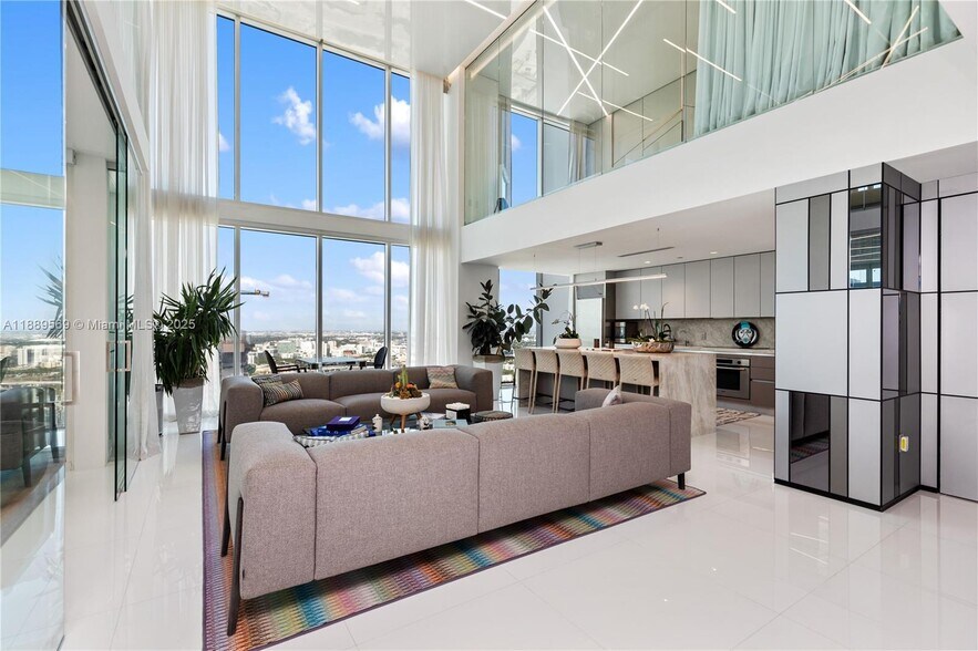 Building Photo - 1040 Biscayne Blvd