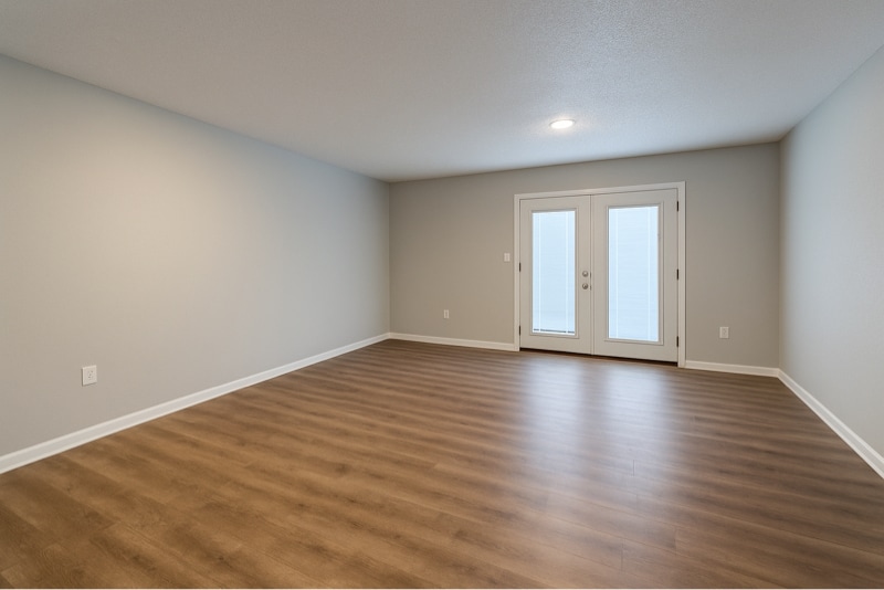 Building Photo - 623 Sycamore Cir