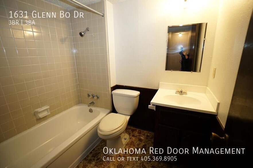 Building Photo - 1631 Glenn Bo Dr