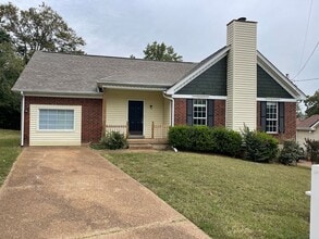 Building Photo - 1812 Barnwell Ct
