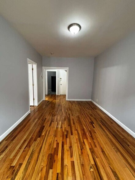 Building Photo - 243 Lexington Ave