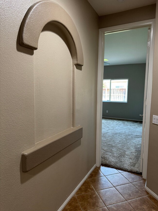 Building Photo - 2274 Purple Finch Ct