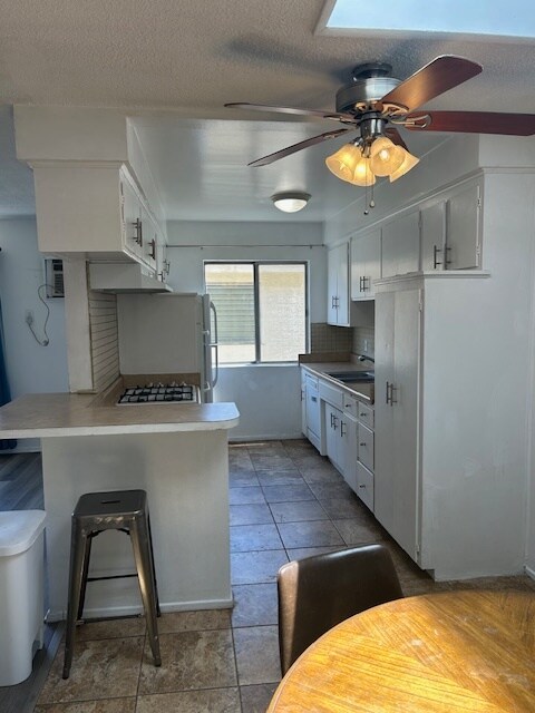 Building Photo - 7553 Norton Ave