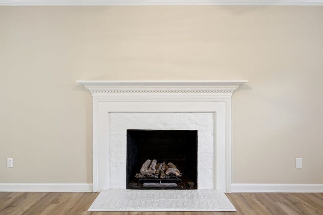 Building Photo - Spacious 3BR Home with Deck in Prime Wake Forest Location