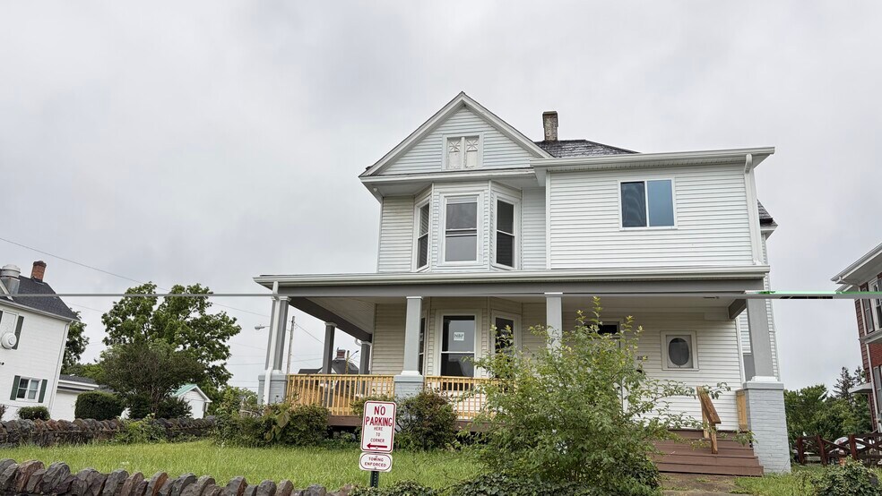 Building Photo - 1201 Grove Ave
