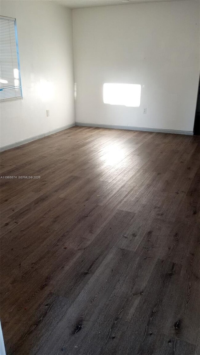 Building Photo - 1841 Cleveland St