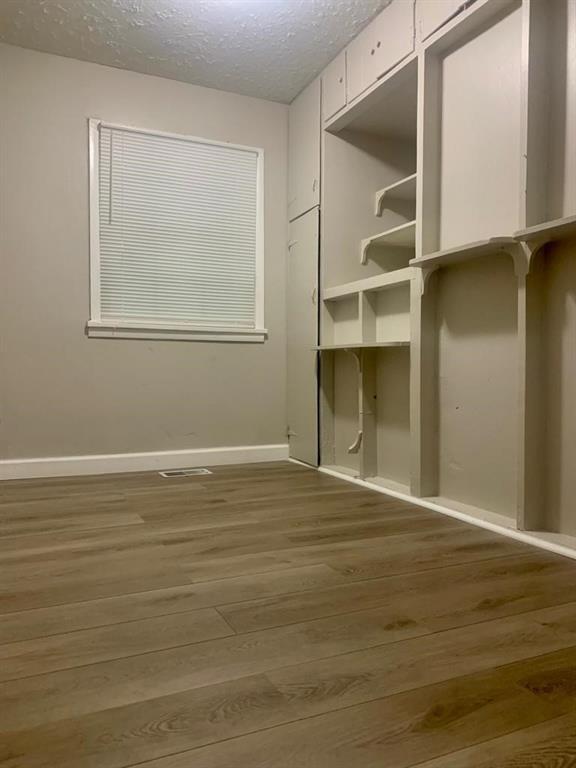 Building Photo - 3535 Fairlane Dr NW