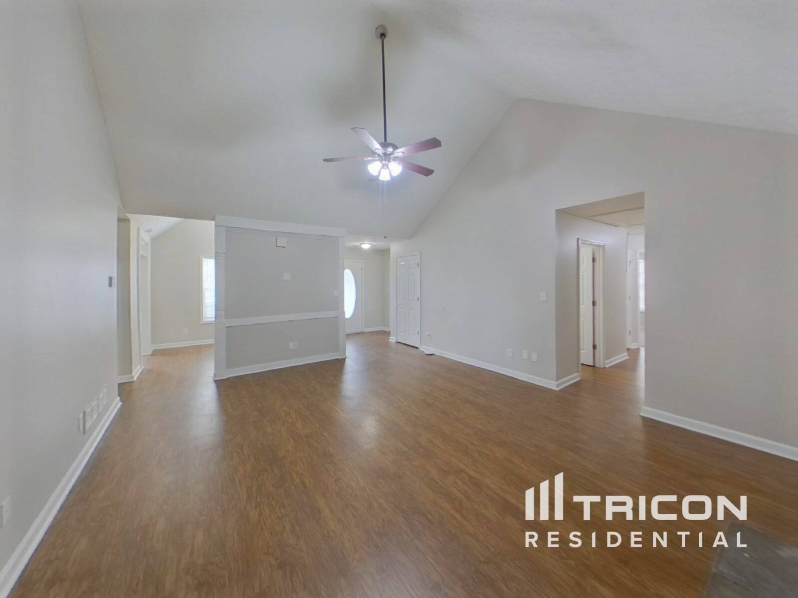 Building Photo - 408 Crested View Dr