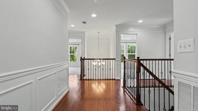 Building Photo - 40978 Spur Run Ln