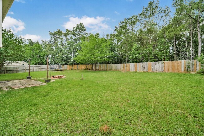 Building Photo - 839 Autumn Point Ln