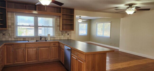 Building Photo - 1708 E Wheeler Rd