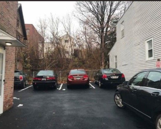 Building Photo - 36 Brunswick Ave