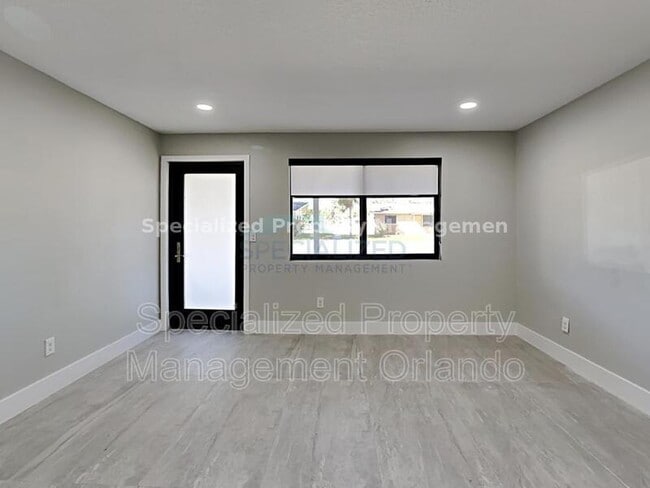 Building Photo - 539 S Keech St