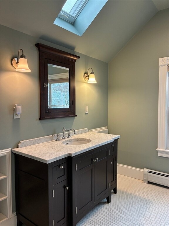 Building Photo - 21 Linden Ave