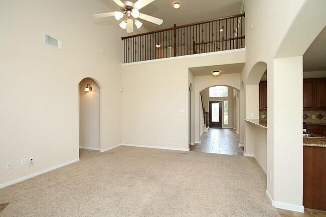Building Photo - 63 S Archwyck Cir