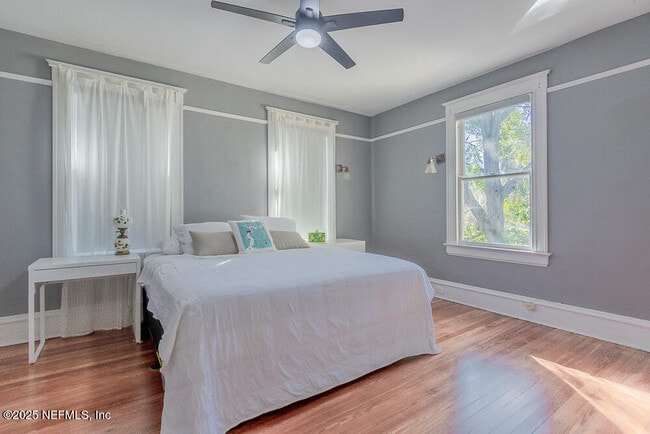 Building Photo - 1838 Silver St