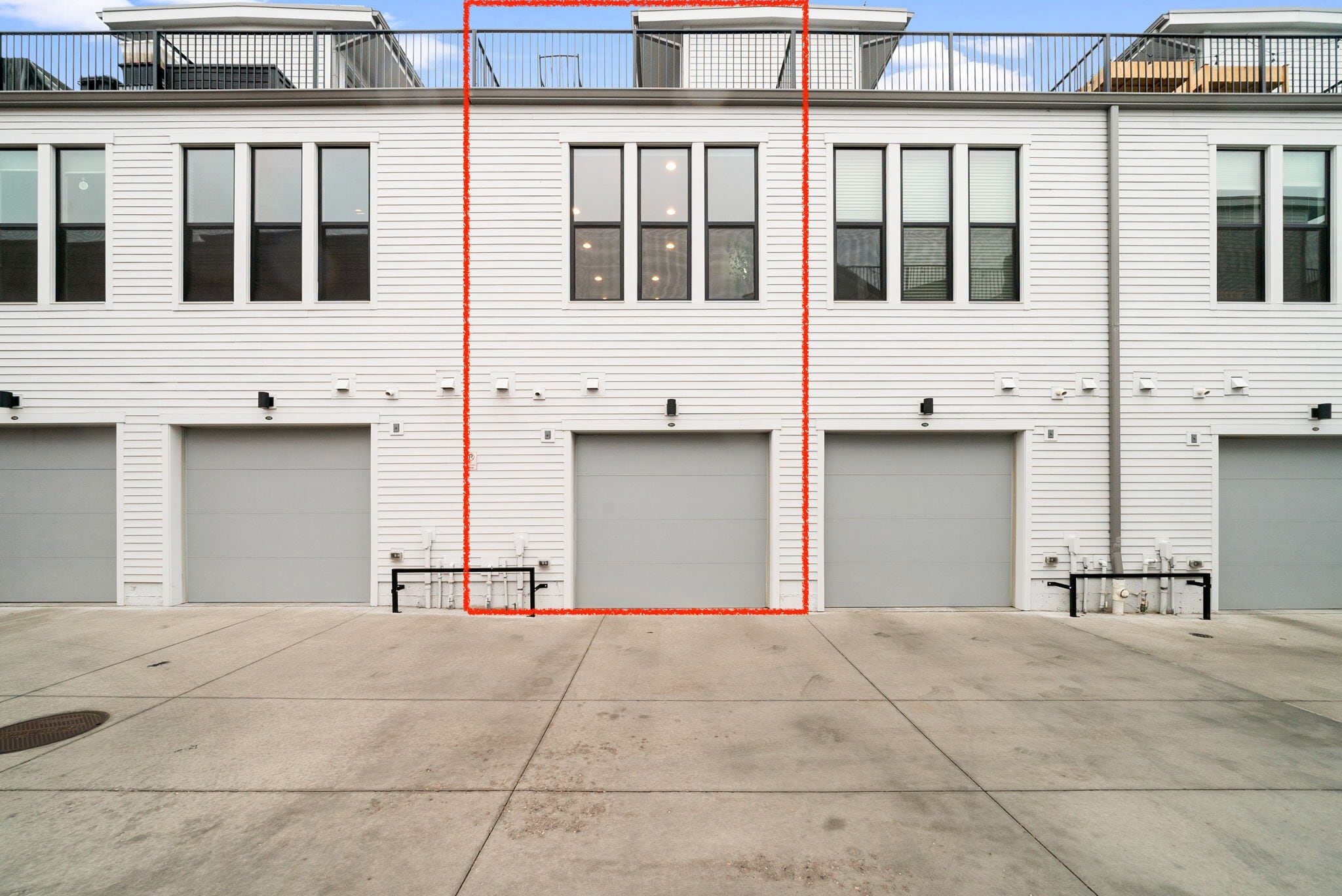 Attached oversized 1.5 car garage - 3314 Curtis St