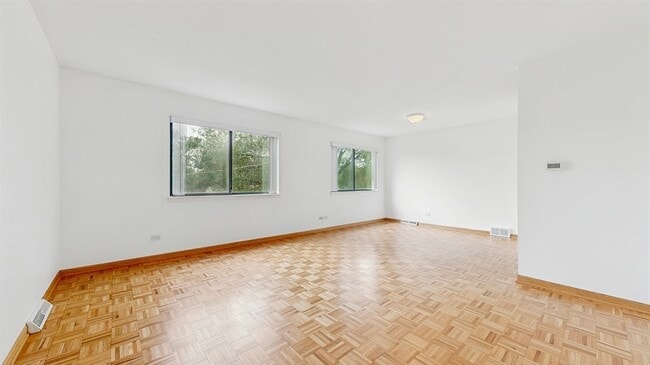 Building Photo - 211 Skokie Blvd