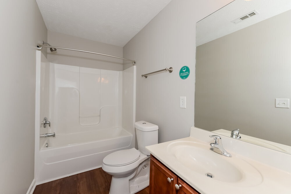 Building Photo - 925 Birchmill Point S