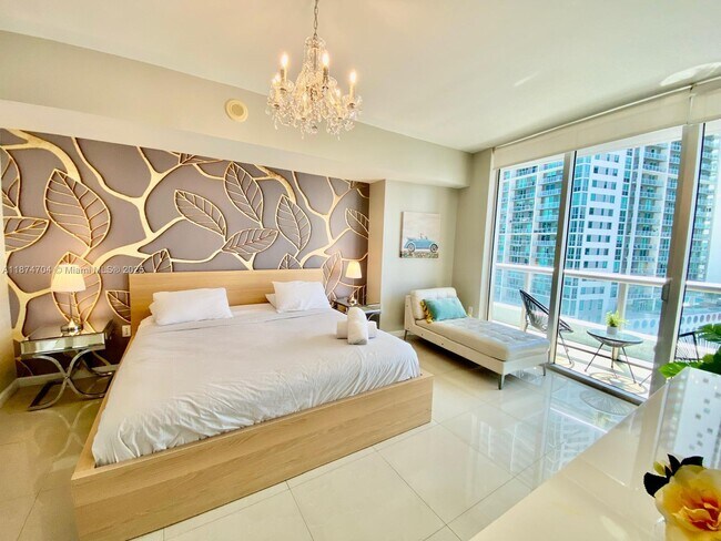 Primary Photo - 485 Brickell Ave
