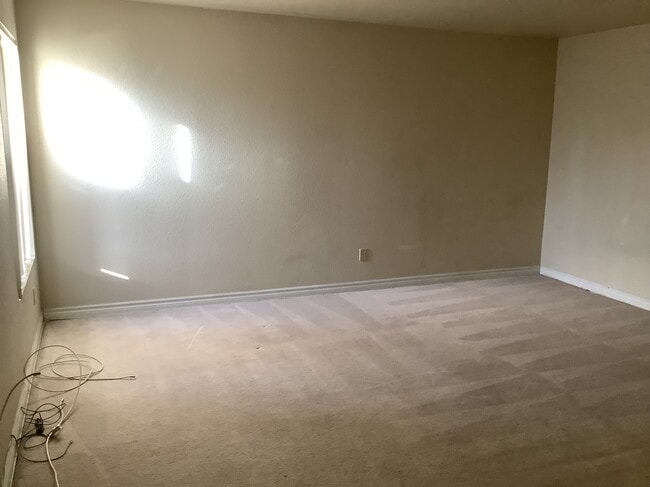 Building Photo - 2451 N Rainbow Blvd
