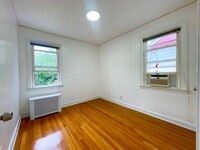 Building Photo - 163-18 25th Dr