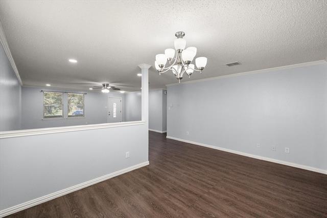 Building Photo - 635 Almandora Dr
