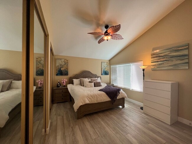 Building Photo - 5 Coldstream, 47