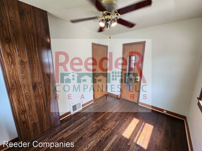 Building Photo - 3 br, 1 bath House - 1474 Shell Street