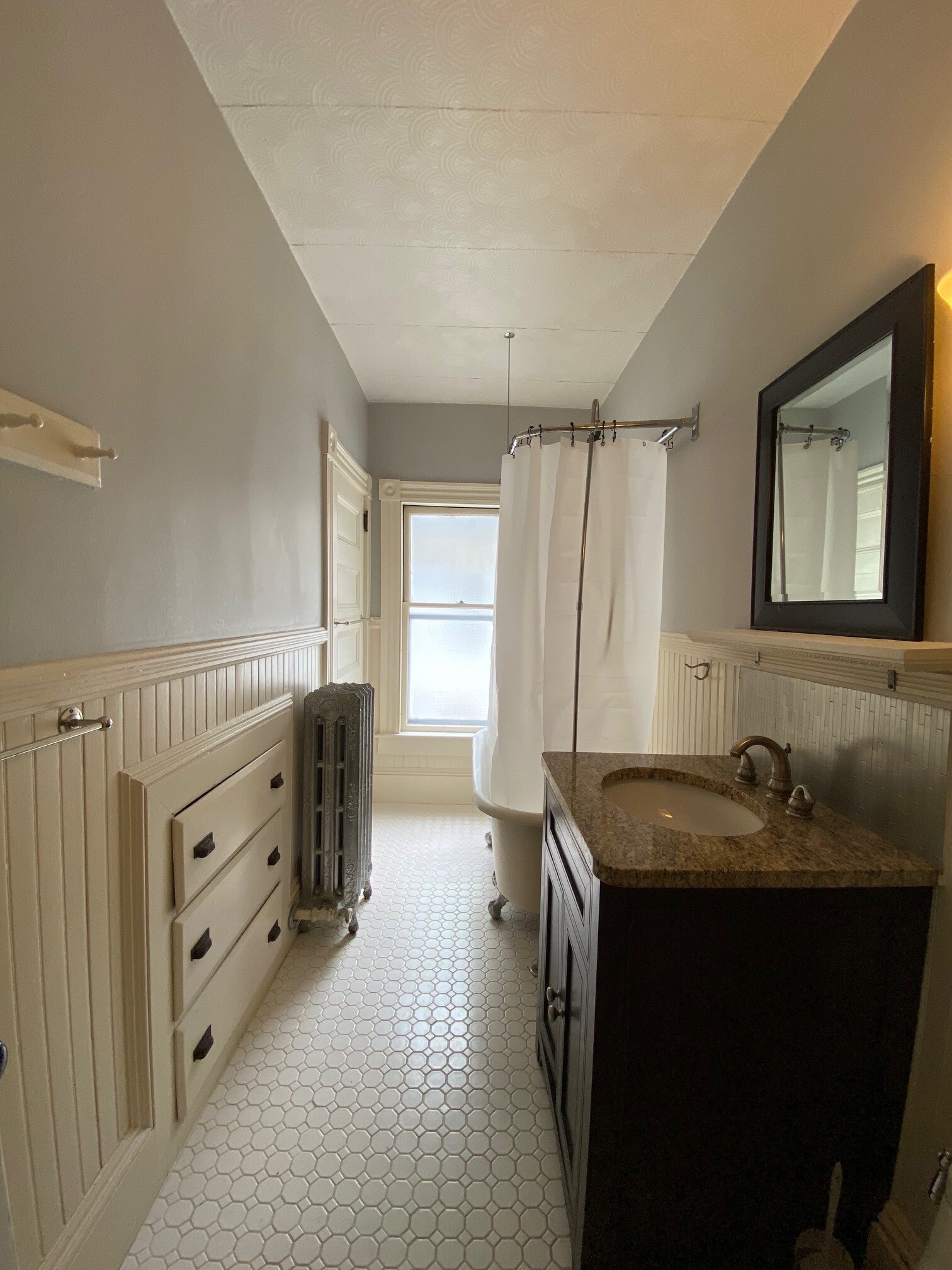 Bathroom - 8 Bailey Ave