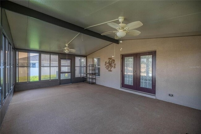 Building Photo - 5438 SW 49th Ave