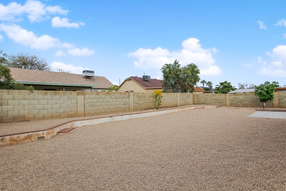 Building Photo - 5526 W Garden Dr