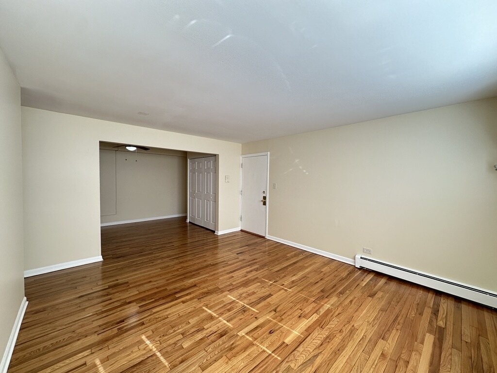 Building Photo - 630 Lincoln Ave