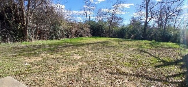 Building Photo - Updated Fort Worth Gem — Over 2,000 Sq Ft, Fireplace & Two Living Spaces