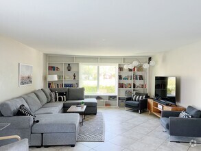Building Photo - Spacious 4-Bedroom, 2-Bath Home with Pool ...
