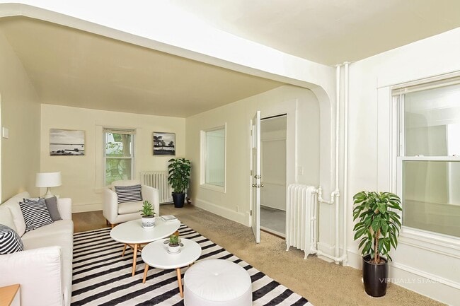 Building Photo - Newly Renovated Single Family Home - GREAT Mpls Location!