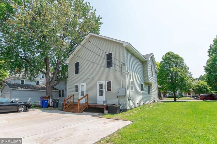 Back of Home - 309 Aurora Ave