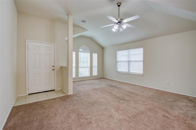Building Photo - 1434 Daffodil Rd