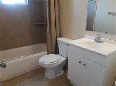 Building Photo - Wonderful Ogden Duplex