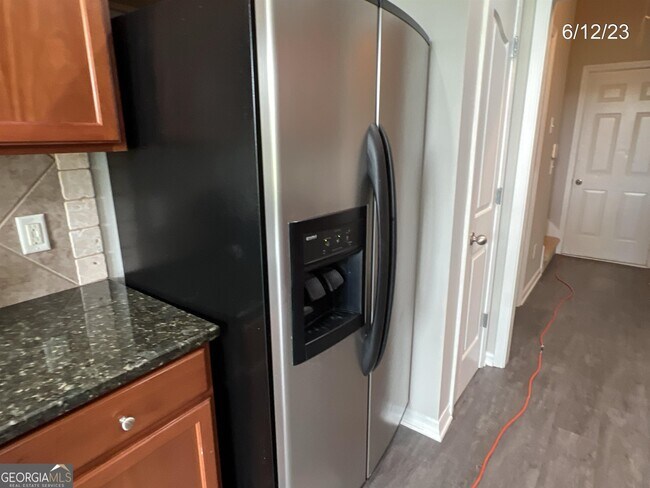 Building Photo - 80 Drew Cir