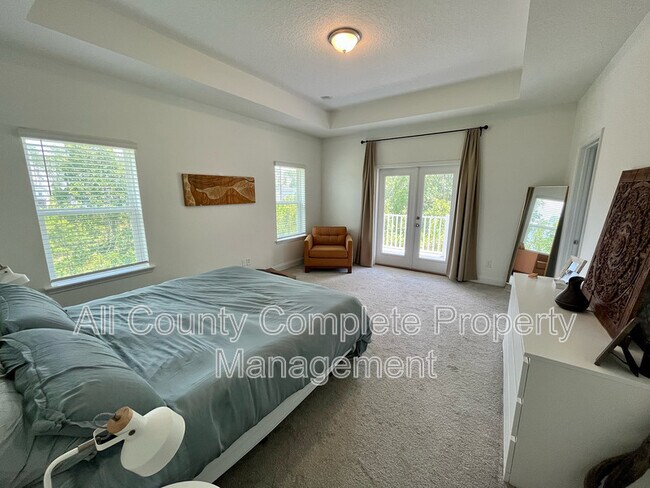 Building Photo - 261 Starnberg Ct