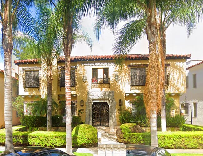 Building Photo - 325 S Detroit St