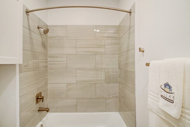 Building Photo - 28325 Birnham Woods Dr