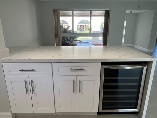 Building Photo - 9200 SW 54th St